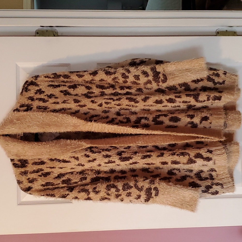 ALL WORTHY Hunter McGrady knit jacquard cocoon open front cardigan w/ long slvs.
